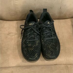 Nobull Runners. Women’s size 9